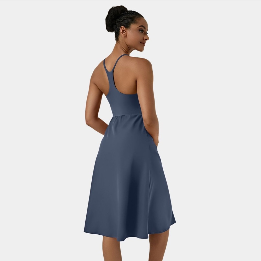 HALARA - NWT Everyday Midi Chill Dress-La Land